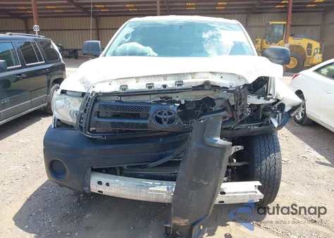 2013 Toyota Tundra Grade 5.7L V8 из США, поврежденный, VIN 5TFRY5F1XDX141426